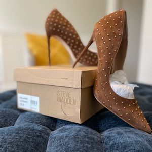 New Steve Madden chocolate brown pumps